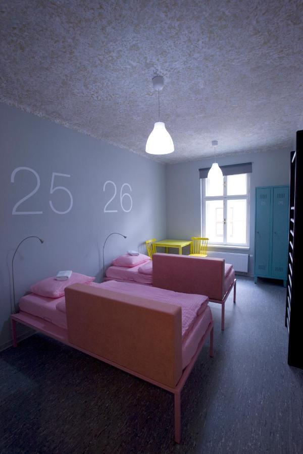 Hostel U Zlateho Kohouta Кромержиж Екстер'єр фото